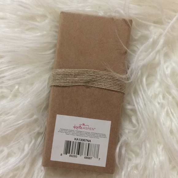 KATE ASPEN Heart Shaped Measuring Spoons - Picture 2 of 2